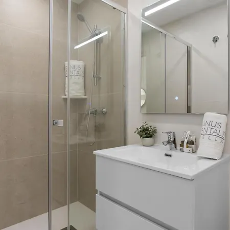 아파트 Andalucia Del Mar 10 06 *