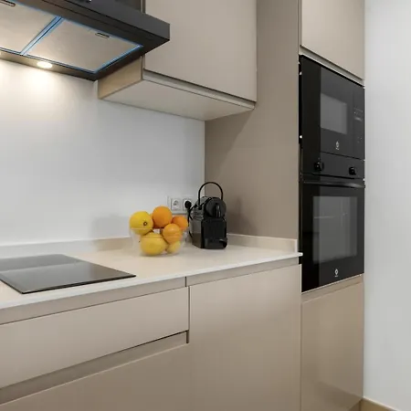 Andalucia Del Mar 10 06 아파트 마르베야